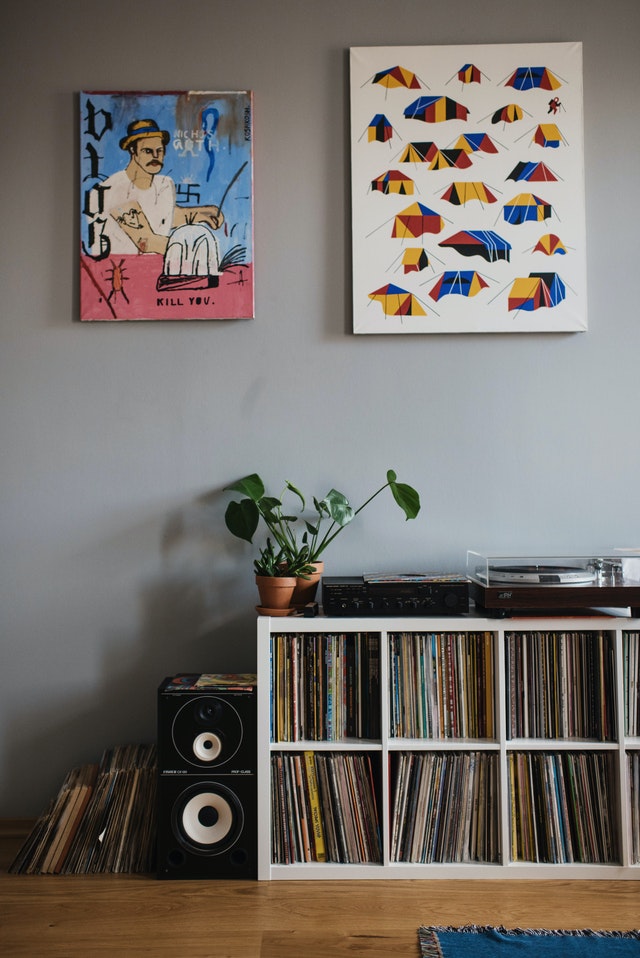 Quelle décoration murale pour sublimer son salon ?